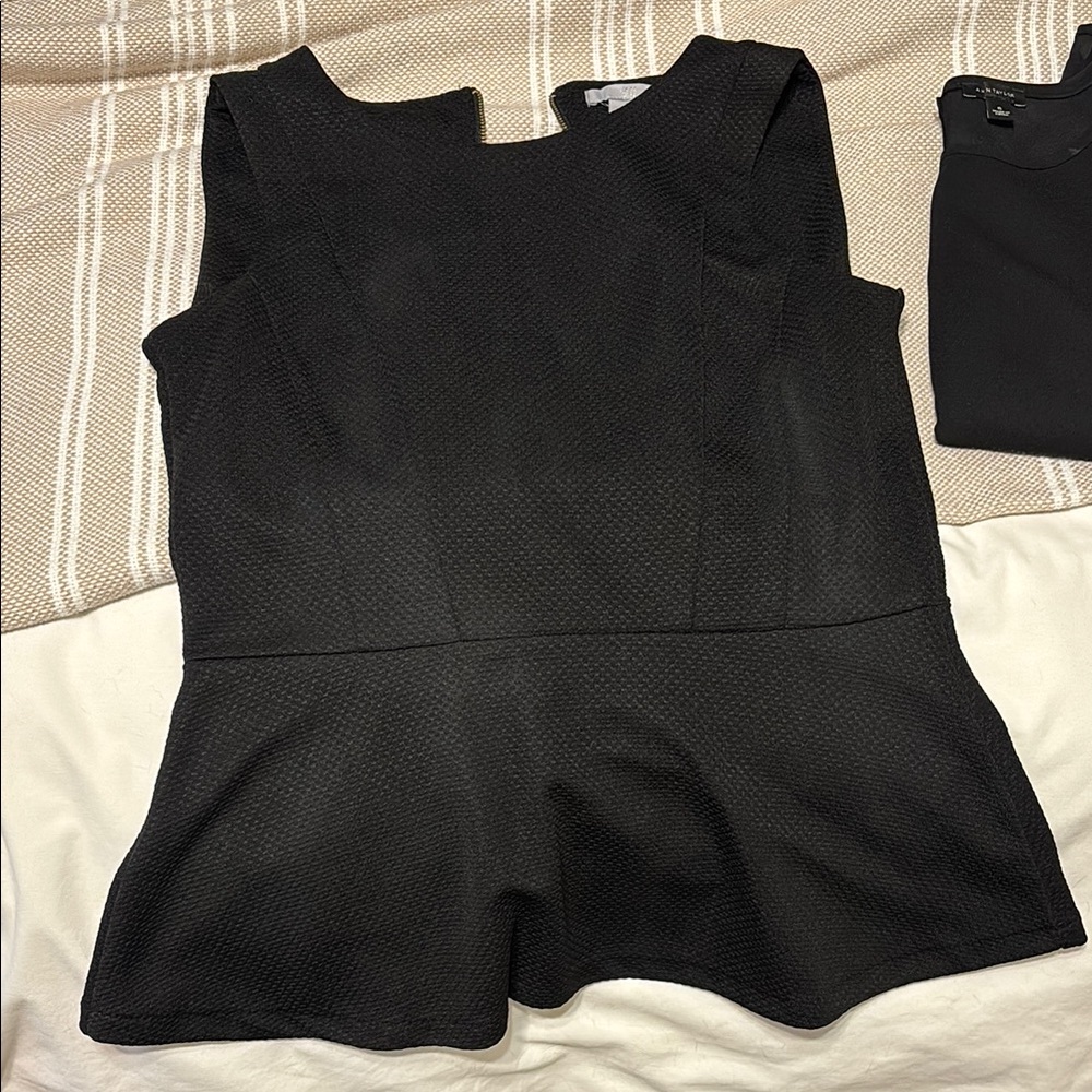 H&M Black Textured Peplum Top